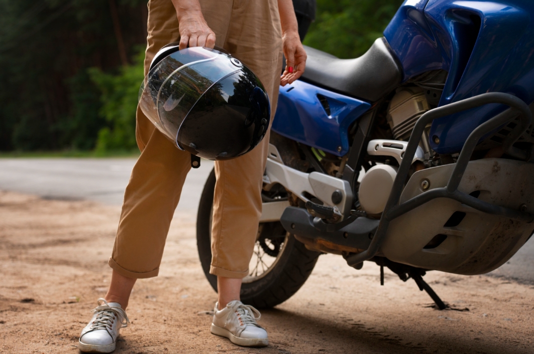 Motocyklista w wyniku wypadku w Stupsku – konflikt z ciągnikiem rolniczym