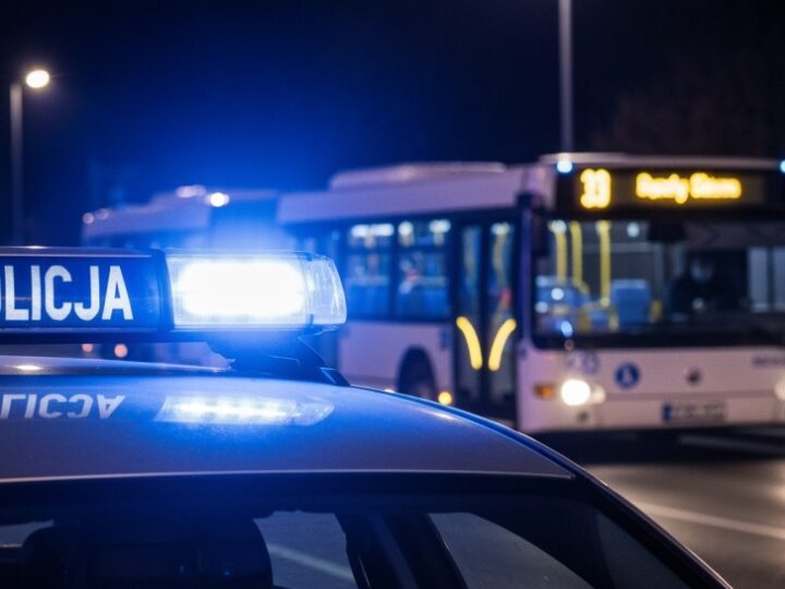 Złodziej w akcji: 15 tysięcy złotych skradzione w Mławie!