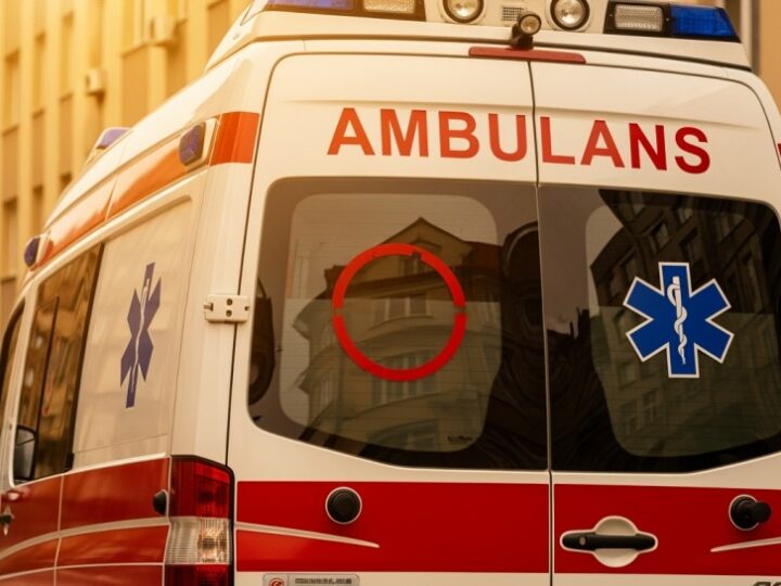Dramatyczna kolizja na S7: Dziecko w szpitalu po zderzeniu z ciężarówką