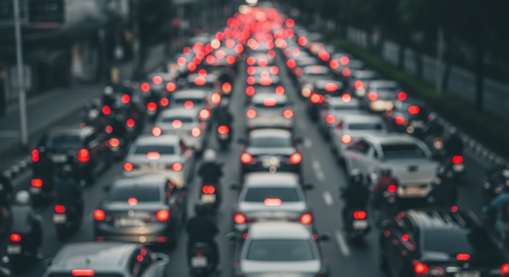 Świąteczne zmiany w ruchu w Mławie: co musisz wiedzieć przed 1 listopada