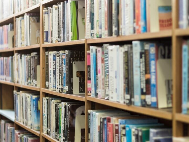 Bajkowe postacie ożyły w „Jedynce” z okazji ich międzynarodowego święta