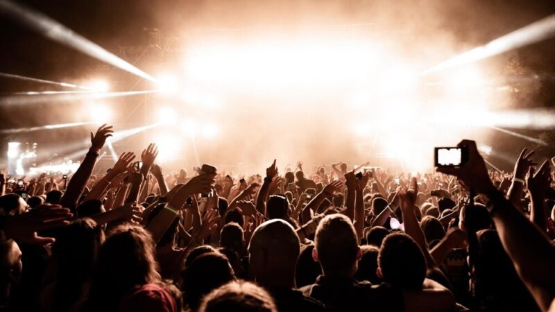 Noworoczna Gala Światowych Przebojów w Mławie – dołącz do muzycznej uczty!