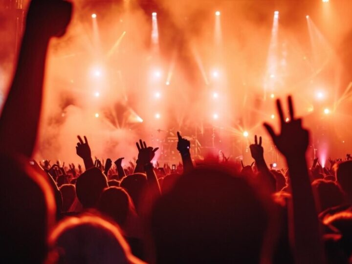 Noworoczna Gala Przebojów: Muzyczne Życzenia dla Mławian