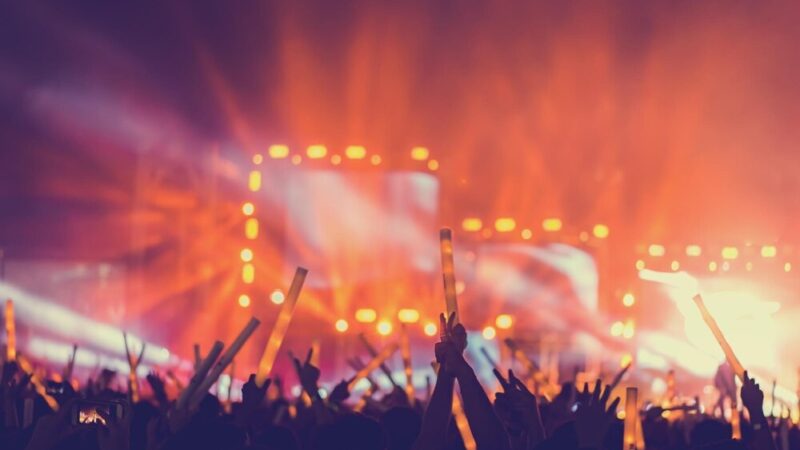 Francuskie melodie w Mławie: sentymentalna podróż muzyczna