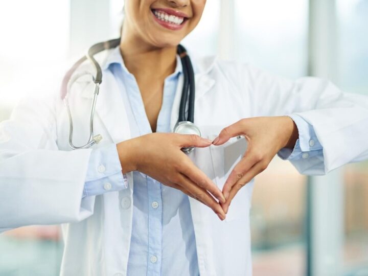 Szczepienia i badania profilaktyczne: skuteczna walka z rakiem szyjki macicy