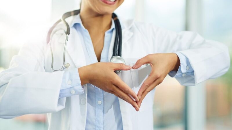 Szczepienia i badania profilaktyczne: skuteczna walka z rakiem szyjki macicy