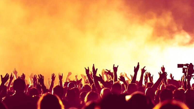 Podniebna podróż z zespołem Ponad Chmurami – koncert w Mławie 08.06.2026