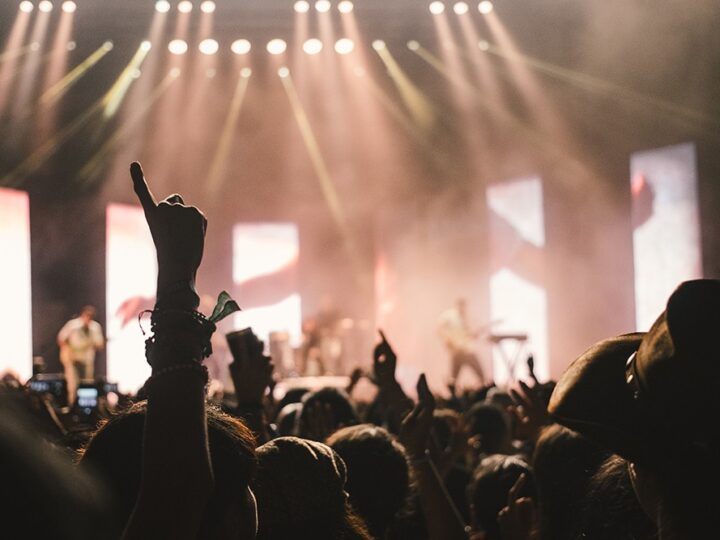 Jazzowe uniesienia w Mławie: Jarek Michaluk Trio wystąpi na żywo!