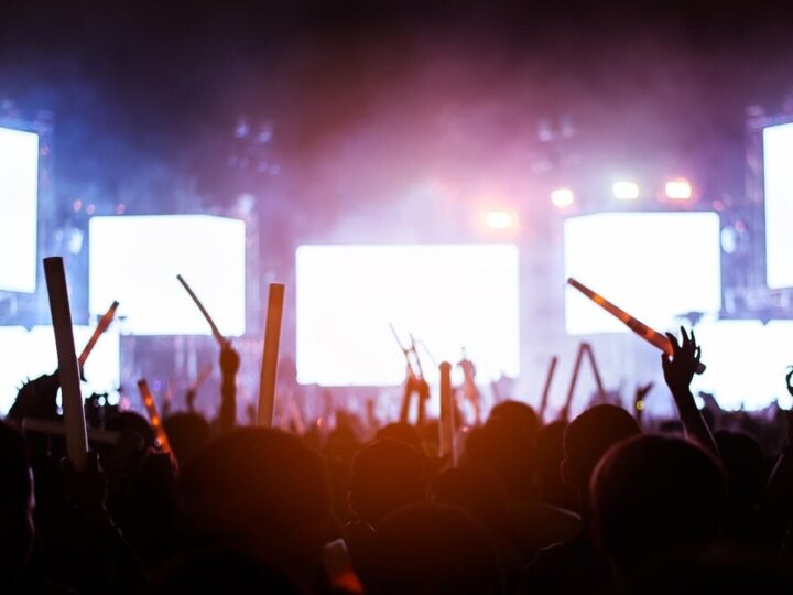 Piotr Bałtroczyk w Mławie – niezapomniany wieczór stand-upu!