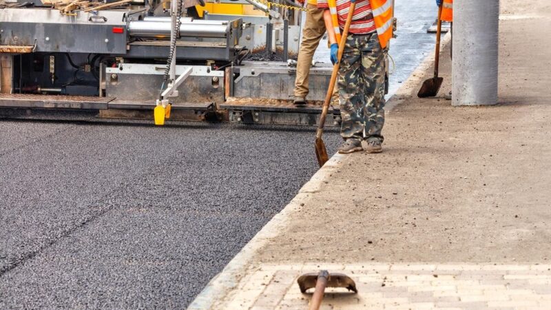 Nowa nawierzchnia na ul. Kruczej coraz bliżej!