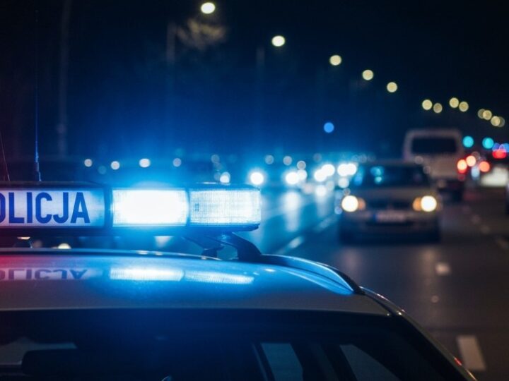 Mławscy policjanci rozbili gang handlujący nielegalnymi papierosami za 180 tys. zł